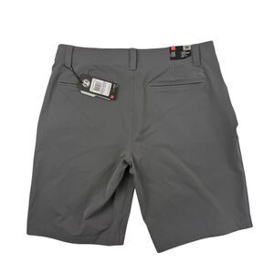 NEW Under Armour HeatGear Loose Fit Shorts Men Size 38 Gray 11" Golf